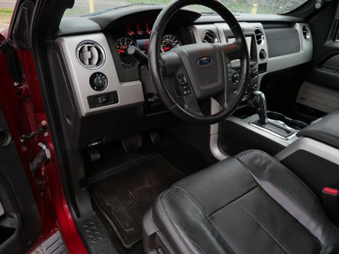 Used 2014 Ford F150 FX4 w/ Equipment Group 402A Luxury AWD/4WD image 19
