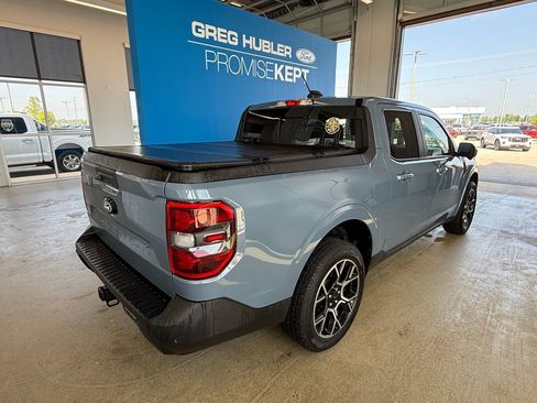 Used 2025 Ford Maverick Lariat w/ 4K Tow Package AWD/4WD image 2