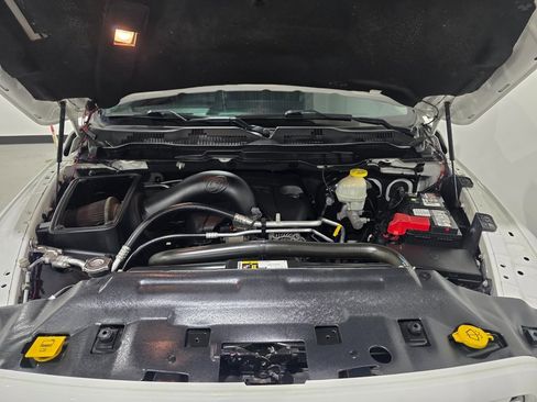 Used 2017 RAM 1500 Sport image 11