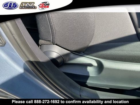Used 2025 Toyota Corolla LE FWD image 14