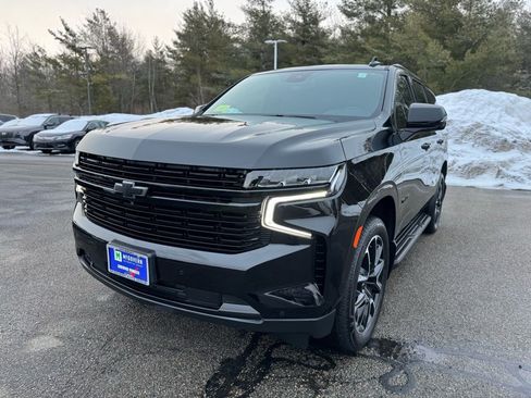 Used 2023 Chevrolet Tahoe RST w/ Luxury Package image 2