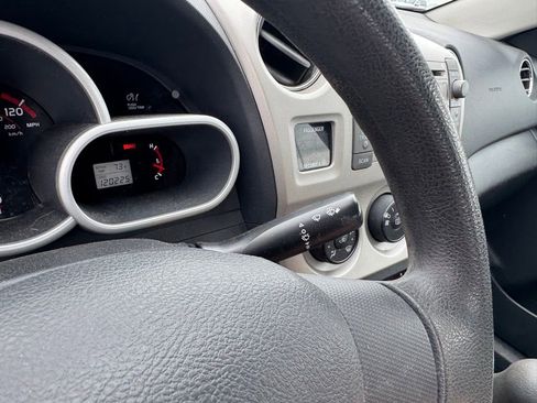 Used 2010 Toyota Matrix FWD image 24