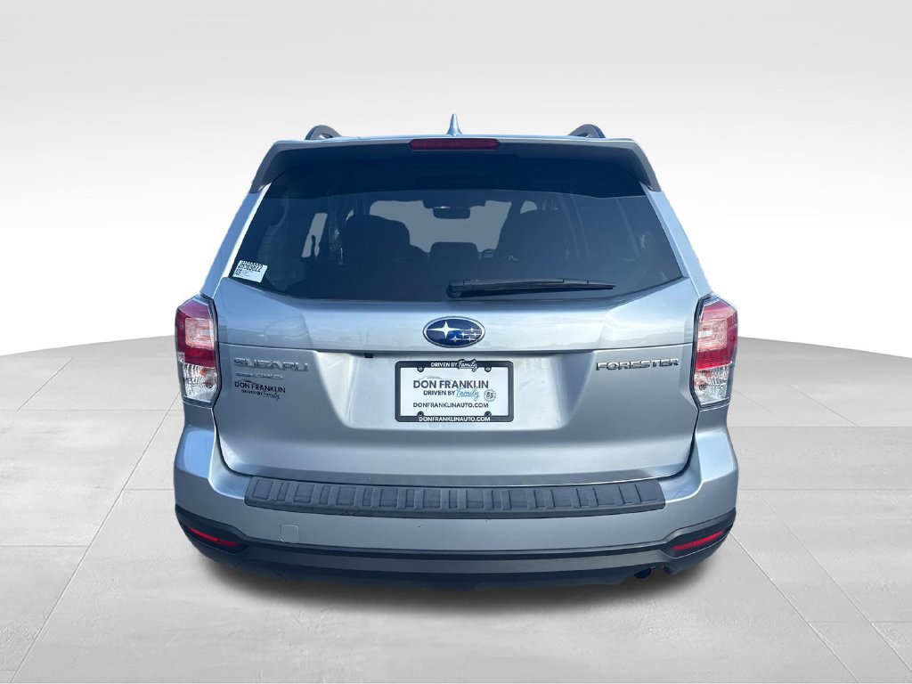 Used 2018 Subaru Forester 2.5i Premium AWD/4WD image 4