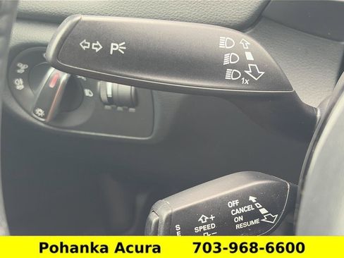 Used 2018 Audi Q3 2.0T Premium Plus w/ Premium Plus Package AWD/4WD image 10