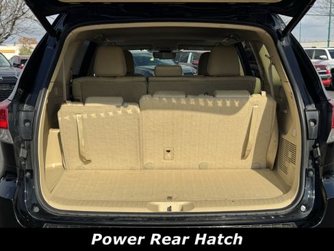 Used 2019 Toyota Highlander XLE image 13