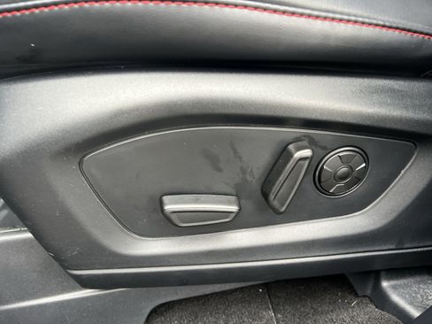 Used 2025 Ford Explorer ST AWD/4WD image 14