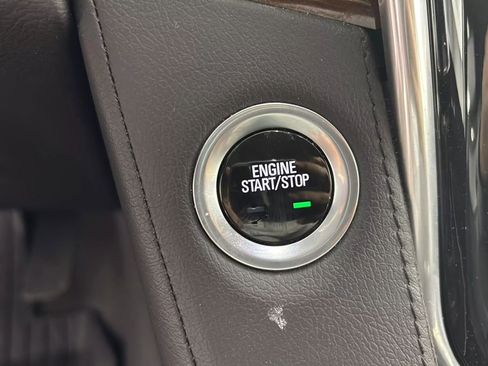 Used 2020 Cadillac Escalade Premium Luxury w/ LPO, Radiant Package image 20