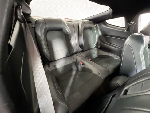 Used 2016 Ford Mustang Shelby GT350 w/ Technology Package image 26