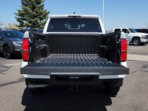 New 2026 Toyota Tacoma TRD Off-Road AWD/4WD image 18