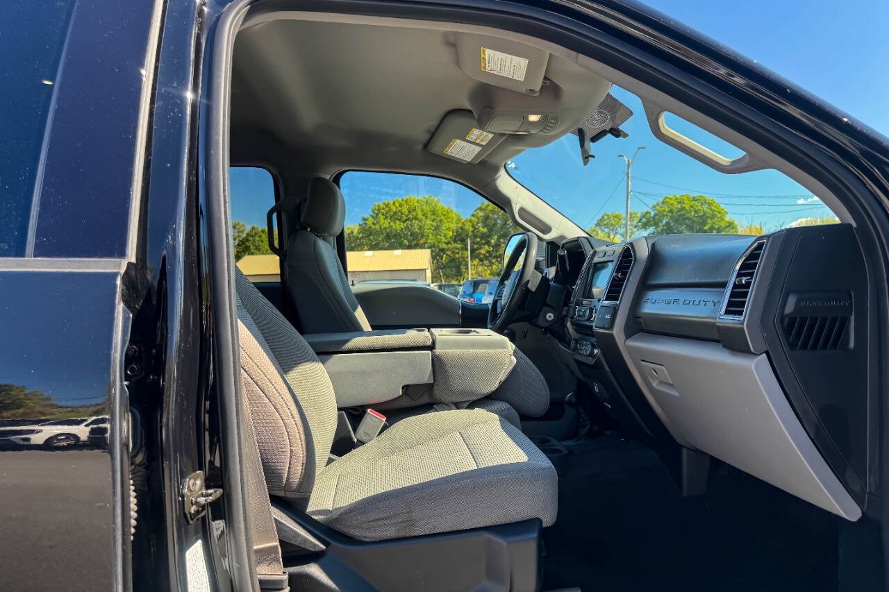 Used 2017 Ford F350 XLT AWD/4WD image 12