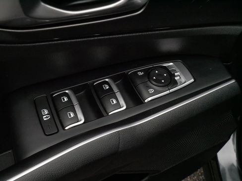 Used 2023 Kia Sorento LX AWD/4WD image 19