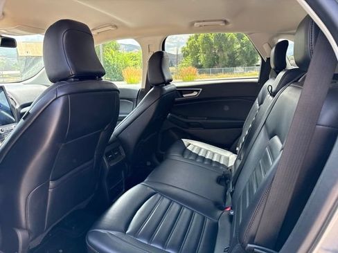 Used 2024 Ford Edge SEL AWD/4WD image 18