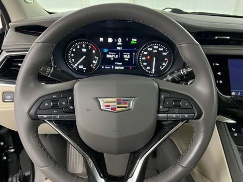 Certified 2023 Cadillac XT6 Premium Luxury w/ Technology Package image 15