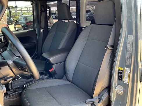 Used 2024 Jeep Wrangler Sport image 11
