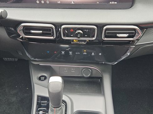 New 2026 Nissan Sentra SR FWD image 15