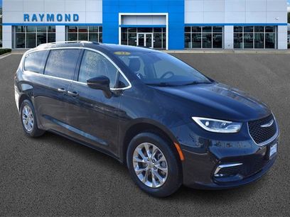 Used 2022 Chrysler Pacifica Touring-L