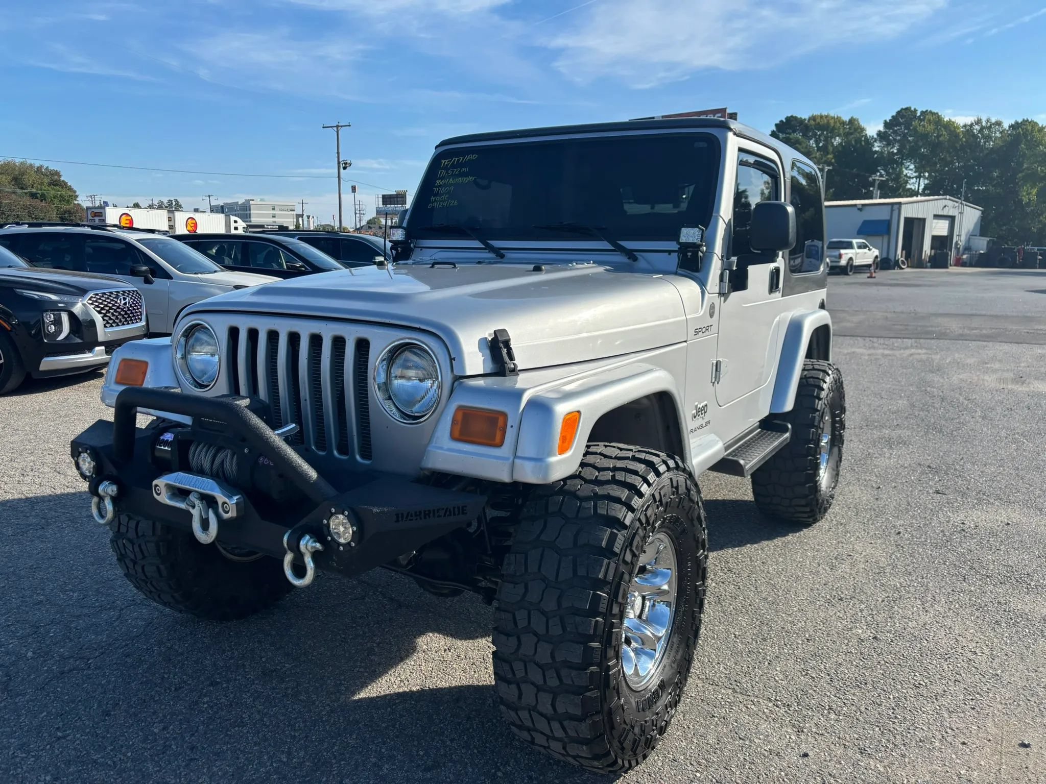 Used 2004 Jeep Wrangler 4WD w/ Dual Top Group image 9
