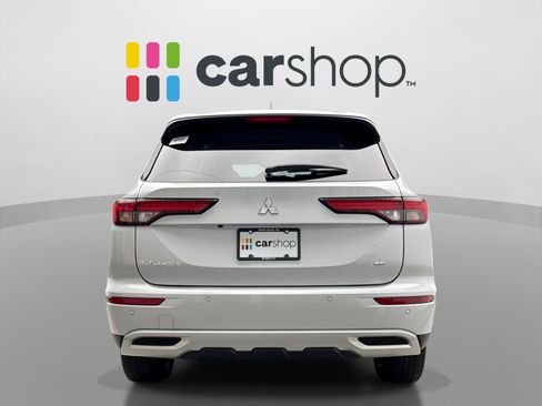Used 2024 Mitsubishi Outlander SE AWD/4WD image 4