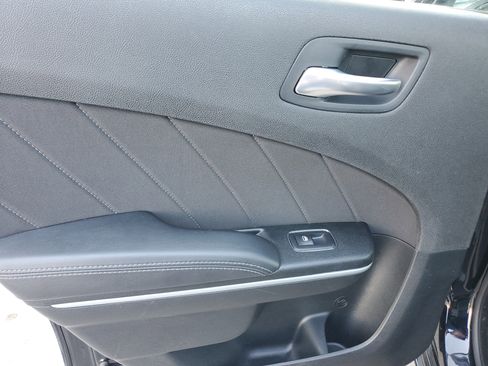 Used 2023 Dodge Charger SXT image 27