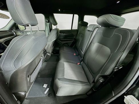 Certified 2024 Jeep Grand Cherokee Laredo w/ Luxury Tech Group I AWD/4WD image 35