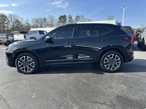 Used 2023 Chevrolet Blazer RS w/ Driver Confidence II Package image 5