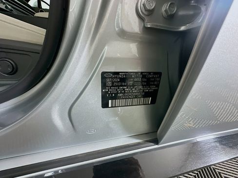Used 2025 Hyundai Sonata SEL image 12