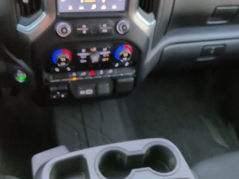 Used 2021 Chevrolet Silverado 1500 LT w/ Texas Edition Plus image 10