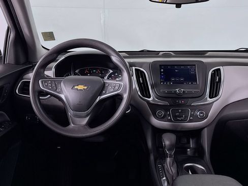 Used 2022 Chevrolet Equinox LT w/ LPO, Floor Liner Package AWD/4WD image 10