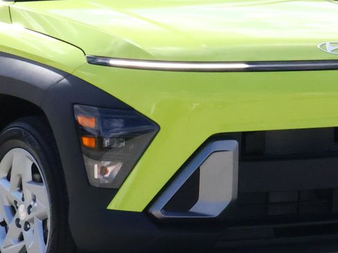 Certified 2026 Hyundai Kona SE image 7