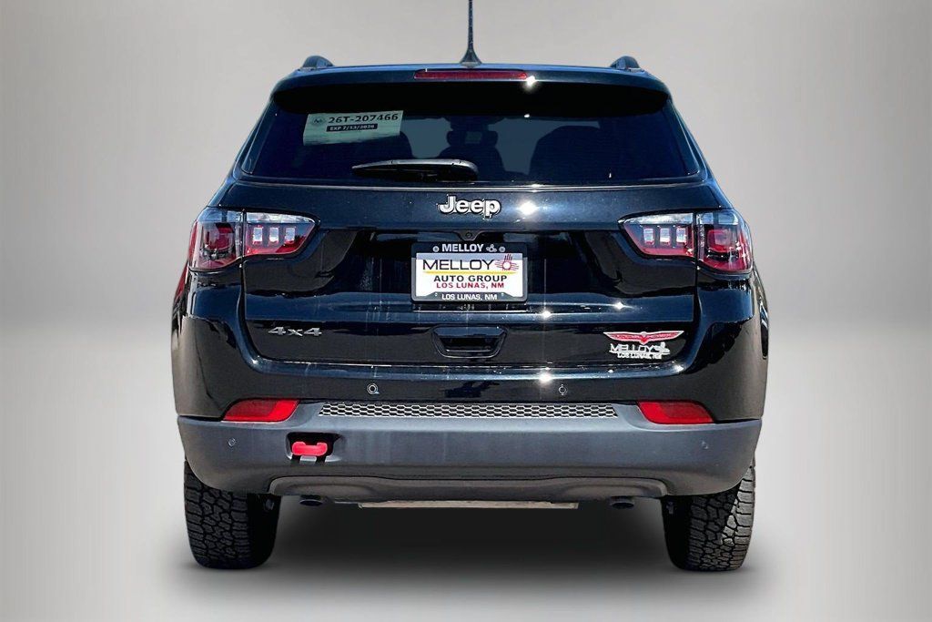Used 2026 Jeep Compass Trailhawk AWD/4WD image 5