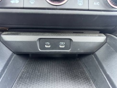 Used 2024 Honda Accord LX image 19
