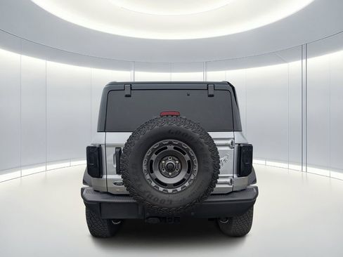 Used 2024 Ford Bronco Badlands image 5