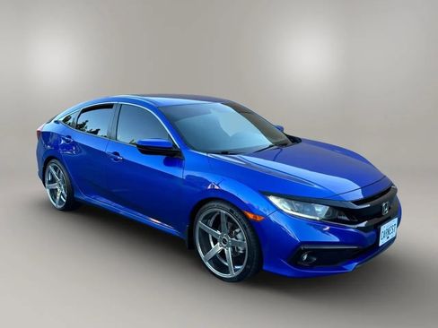 Used 2019 Honda Civic Sport image 2