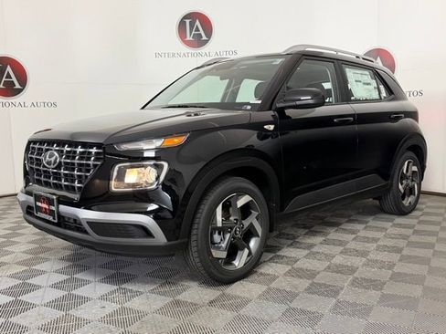 New 2026 Hyundai Venue SEL FWD image 2