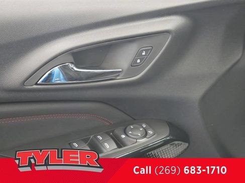 New 2026 Chevrolet Trax RS w/ Driver Confidence Package FWD image 19