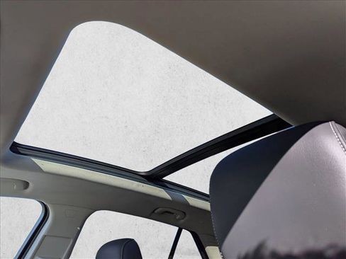 Used 2022 Buick Envision Preferred image 16