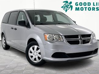Used 2019 Dodge Grand Caravan SE w/ UConnect Hands-Free Group video 1