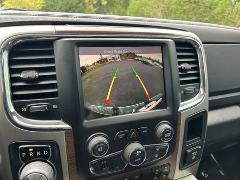 Used 2014 RAM 1500 Laramie w/ Convenience Group AWD/4WD image 17
