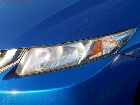 Used 2013 Honda Civic LX image 16