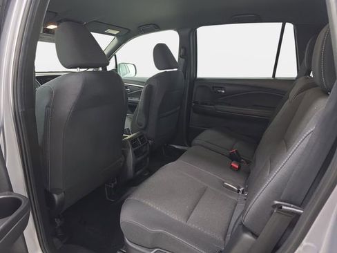 Used 2021 Honda Passport Sport image 12