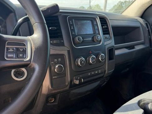 Used 2016 RAM 2500 Tradesman w/ Chrome Appearance Group AWD/4WD image 14