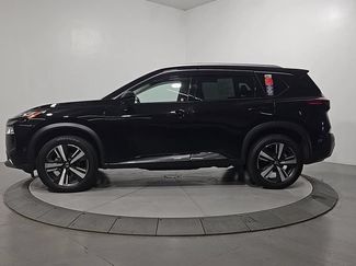 Used 2021 Nissan Rogue Platinum FWD video 2