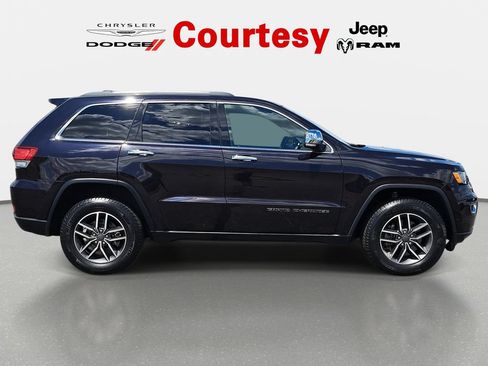 Certified 2021 Jeep Grand Cherokee Limited w/ Luxury Group II AWD/4WD image 3