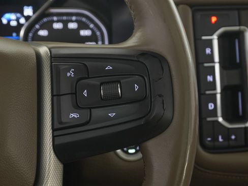 Used 2021 GMC Yukon Denali AWD/4WD image 24