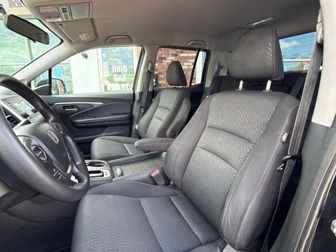 Used 2018 Honda Ridgeline Sport image 12