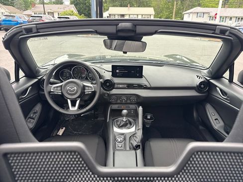 New 2026 MAZDA MX-5 Miata Sport w/ Appearance Package RWD image 15