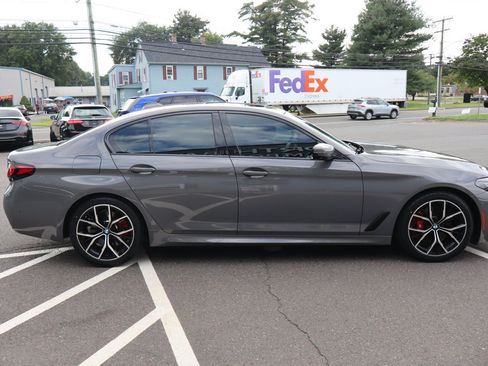 Used 2021 BMW 530i xDrive w/ M Sport Package AWD/4WD image 5