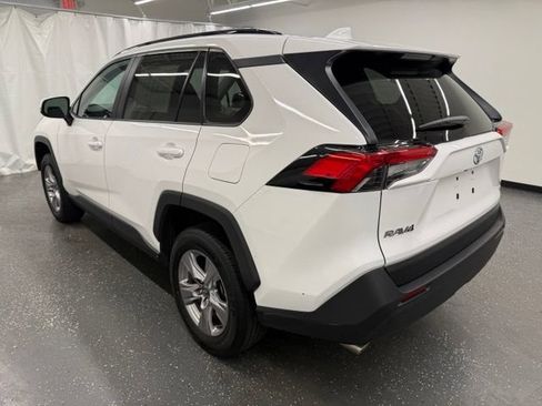 Certified 2023 Toyota RAV4 XLE w/ Convenience Package AWD/4WD image 4