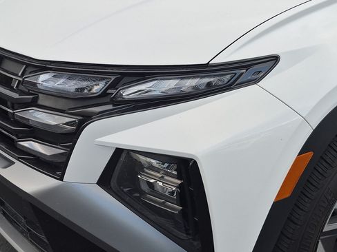 Certified 2025 Hyundai Tucson SEL AWD/4WD image 13