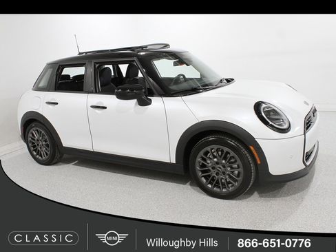 Certified 2025 MINI Cooper S image 1